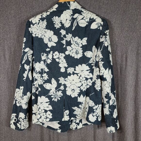 L'Agence   - Picture 2 of 5